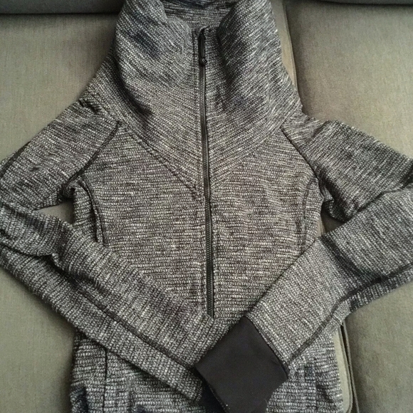 Be Present Jacket - Picture 6 of 6